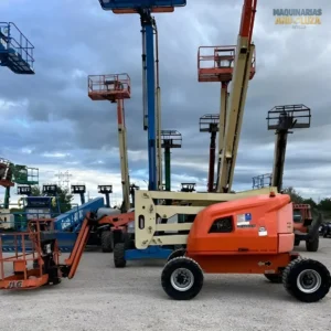 2017 JLG 450AJ articulating boom lift for sale - view of the 4WD system