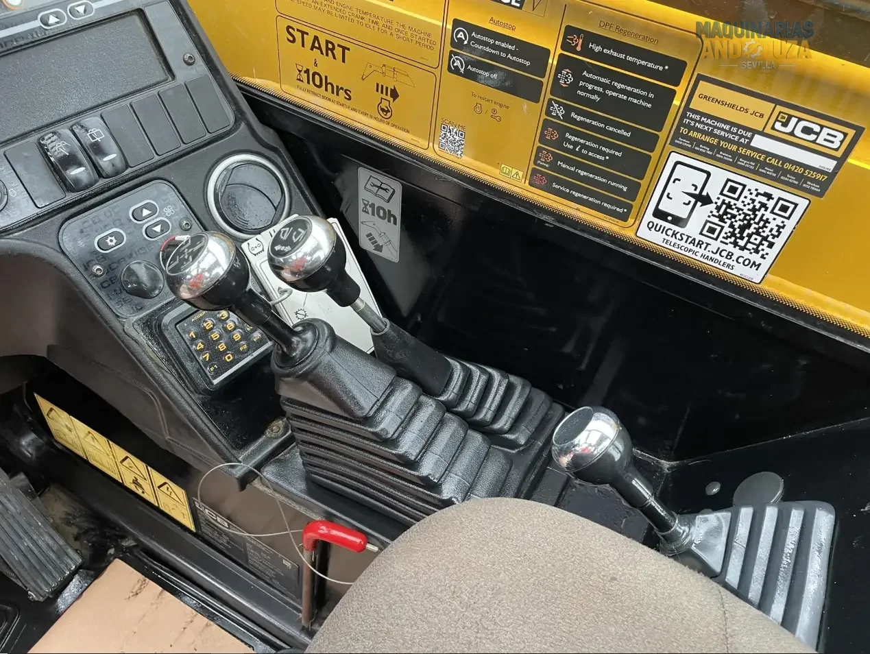 2019 JCB 535-95 telehandler with 3.5-ton lift capacity, 9.5-meter reach, and EcoMAX engine for high-reach construction and industrial applications.