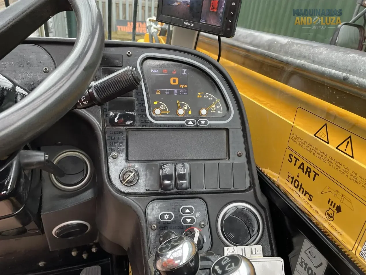 2019 JCB 535-95 telehandler with 3.5-ton lift capacity, 9.5-meter reach, and EcoMAX engine for high-reach construction and industrial applications.