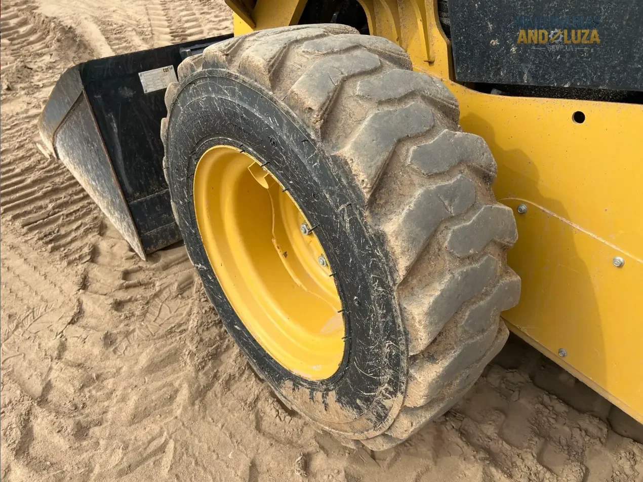 2021 Caterpillar 226D3 skid steer loader with radial lift design, redesigned cab for comfort, and Smart technology for high-performance grading and loading.