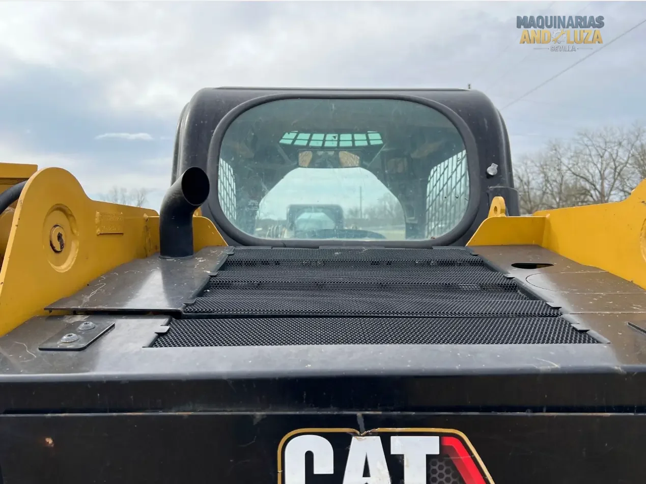 2021 Caterpillar 226D3 skid steer loader with radial lift design, redesigned cab for comfort, and Smart technology for high-performance grading and loading.