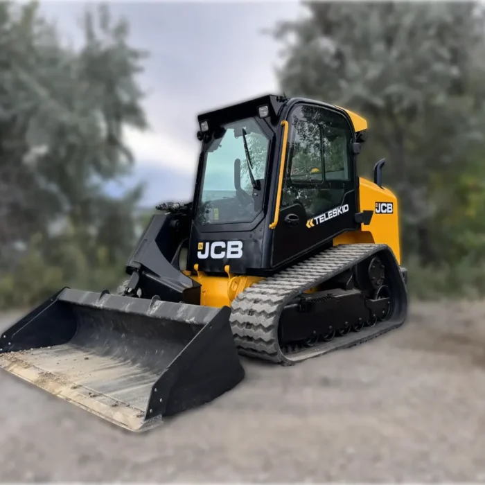 2021 JCB 3TS-8T Teleskid tracked compact loader with telescopic boom, 4-meter lift height, and side entry cab for construction and agricultural use.
