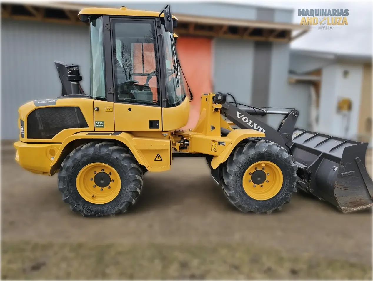 2021 Volvo L30GS compact wheel loader with articulated steering, high-speed portal axles, and Z-bar linkage for efficient material handling and loading.