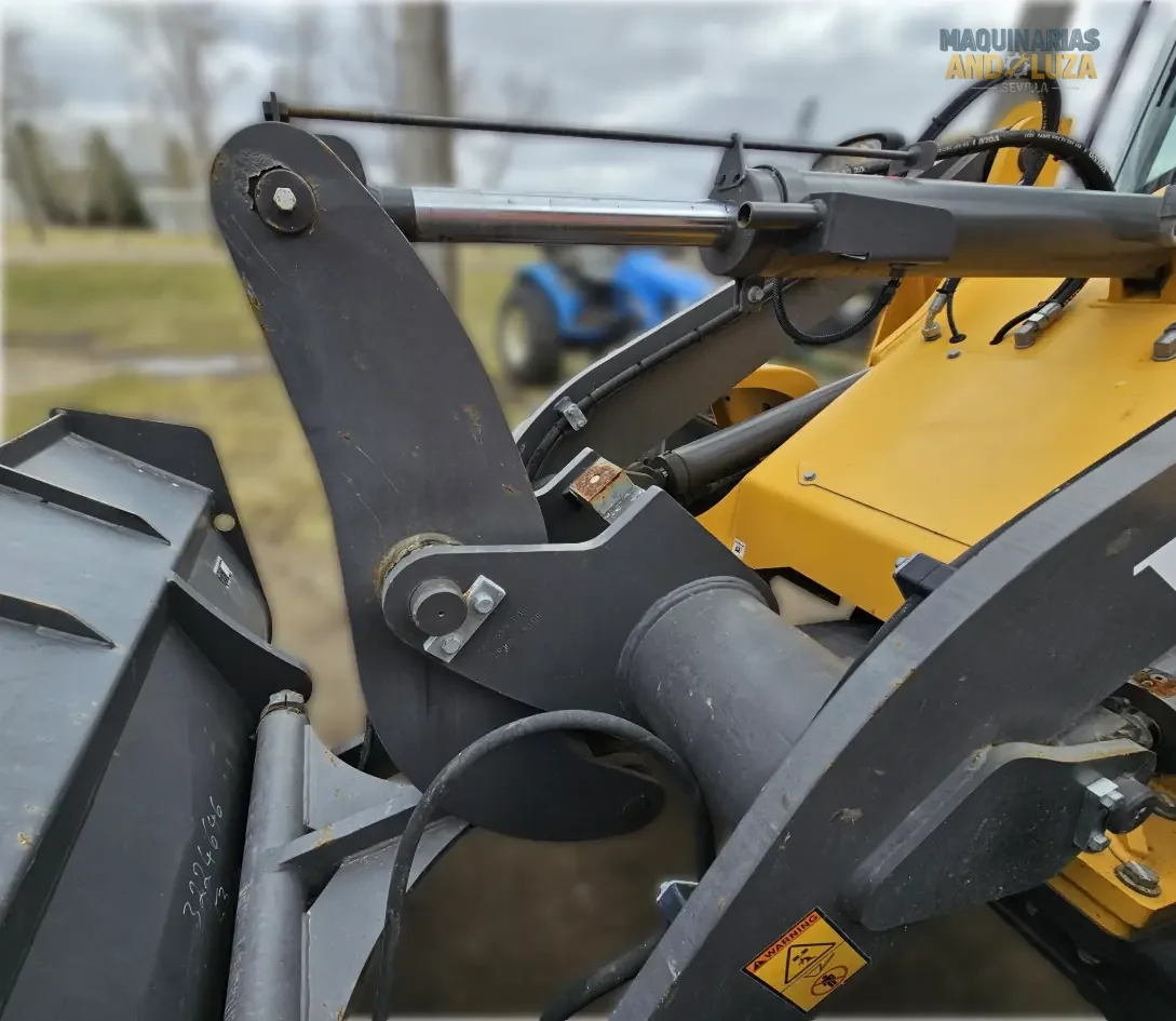 2021 Volvo L30GS compact wheel loader with articulated steering, high-speed portal axles, and Z-bar linkage for efficient material handling and loading.
